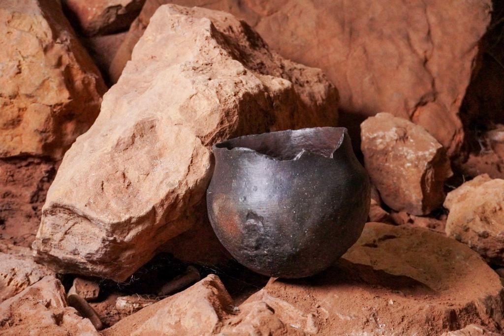 El paraje de las Cuevas de Sant Josep se reinventa con una nueva experiencia que redirige al pasado histórico